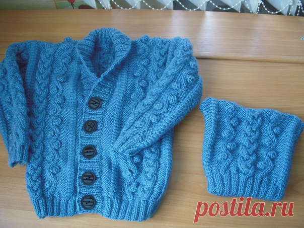 СВЯЗАНО С ЛЮБОВЬЮ!Авторский трикотаж.(Салон)Кардиган и шапочка. Возраст 2-3 года.
2 500 руб.
Кардиган детский.Полушерсть. 2500 руб. В наличии.Длина по спинке 35 см,ширина 30см,длина рукава 87см. Шапочка 16*16см. Авторская работа Надежды Петруниной.