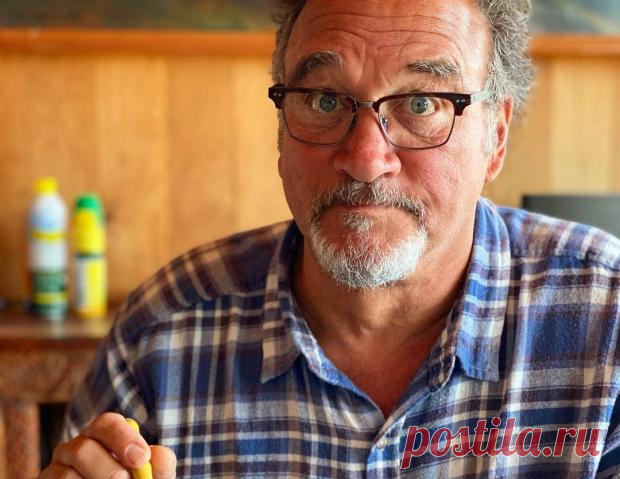 Джеймс Белуши подал на развод с супругой после 23 лет брака – СМИ