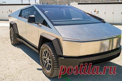 Илон Маск назвал новые сроки выхода электропикапа Tesla Cybertruck. Глава Tesla Илон Маск назвал сроки выхода электрического пикапа Cybertruck в продажу. Во время разговора с инвесторами в среду, 19 апреля, он пообещал, что первые покупатели электропикапа начнут получать автомобили в третьем квартале этого года: «Требуется время, чтобы запустить производственную линию».