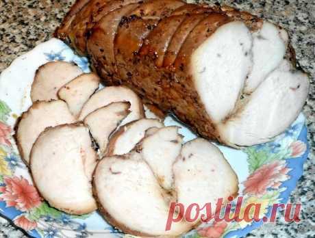 Пастрома из куриной грудки в винном маринаде
