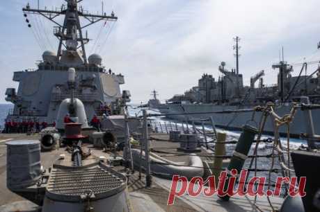 Представитель «Ансар Алла»: хуситы будут атаковать суда США в Красном море. Штаты могут лишиться своей морской безопасности, заявил Насреддин Амер.