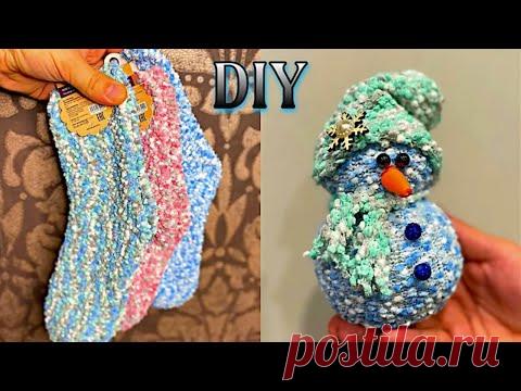 🎄СНЕГОВИК ИЗ НОСКОВ БЕЗ ШИТЬЯ ЗА 5 МИНУТ!🎄НОВОГОДНИЙ ДЕКОР СВОИМИ РУКАМИ.DIY ТВОРЧЕСКИЕ ИДЕИ