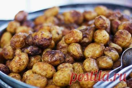 Od sada ćete samo ovako spremati mladi krompir: Najukusniji recept, uspeva svaki put! | Trpeza | Stil magazin