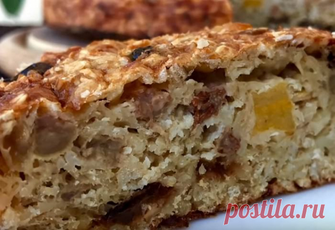 Торт из овсянки без муки и сахара на скорую руку Торт из овсянки без муки и сахара хорош тем, что он быстро готовится. Если вам надоела овсянка, а на завтрак что-то нужно съесть, то торт спасет положение.