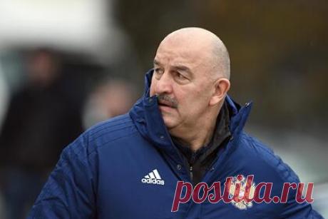 Черчесов назвал предпочтительного соперника для сборной России в стыковых матчах. Бывший главный тренер сборной России по футболу Станислав Черчесов заявил, что Турция была бы наиболее предпочтительным соперником для российской национальной команды в первом раунде стыковых матчей за выход на чемпионат мира-2022. Россияне также могут сыграть с Уэльсом, Чехией, Северной Македонией или Польшей.