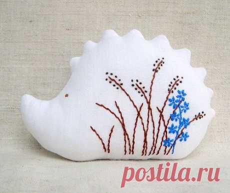 &gt;Идеи вышивки на игрушках своими руками