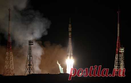 Ракета с &quot;Союзом МС-26&quot; и новым экипажем МКС стартовала с Байконура. На борту находятся космонавты Роскосмоса Алексей Овчинин, спецкор ТАСС на МКС Иван Вагнер и астронавт NASA Дональд Петтит