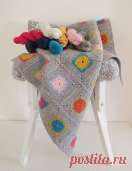 Granny Square Crochet Blanket Kit - 3 Sizes Available