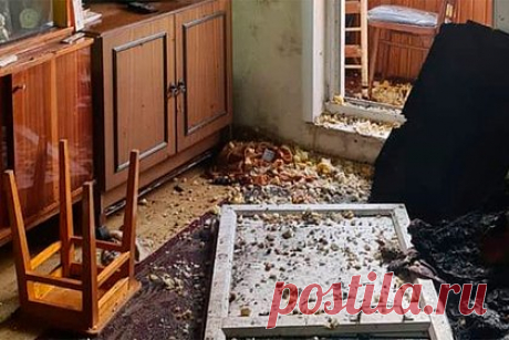 Тело пенсионерки нашли после пожара в московской квартире. В Москве после пожара в квартире жилого дома на улице Маршала Тухачевского обнаружили тело 85-летней пенсионерки. Причины пожара устанавливаются. По предварительным данным, возгорание произошло из-за неосторожного обращения с огнем. Ранее сообщалось, что пожар произошел в исправительной колонии Ростова-на-Дону.