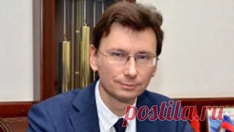 Российский министр выступил против повышения зарплат учителям. Министр образования Оренбургской области Алексей Пахомов выступил против повышения зарплат для учителей, потому что, по его мнению, тогда они пойдут работать ради денег. Об этом он заявил на встрече, посвященной состоянию системы ...