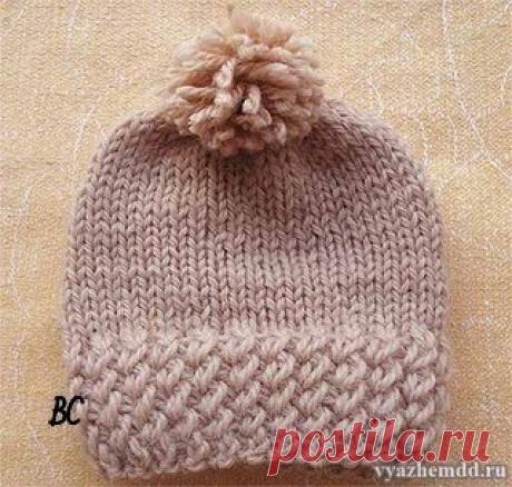 КРАСИВАЯ РЕЗИНКА СПИЦАМИ.
Описанная резинка хороша не только для шапочек. Она может быть и отделкой к различным трикотажным изделиям для улицы.
Техника вывязывания красивой резинки.
Набираем петли количеством кратным 5 (кроме кромочных). Нужно учесть, что образец содержит нечетное число «пятерок», и всё описание ориентировано на такое количество. Если у вас таких групп получается четное число, то нужно будет делать сдвиг на одну петлю.
Показать полностью…