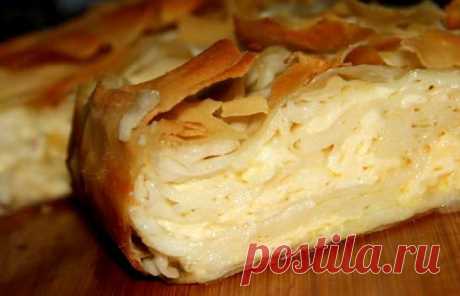 Слоеный пирог с сыром