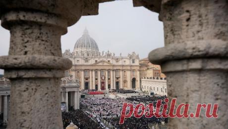 В РПЦ прокомментировали решение Ватикана по однополым бракам. Синодальная библейско-богословская комиссия Русской православной церкви (РПЦ) назвала документ Ватикана, разрешающий однополые браки, резким отходом от христианского нравственного учения. Об этом говорится в сообщении на сайте ...
