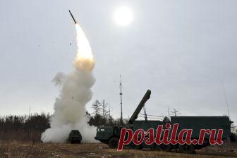 В России успешно испытали модернизированную противоракету Российские военные провели успешные испытания модернизированной ракеты системы ПРО. Тестовый запуск был произведен с полигона Сары-Шаган в Казахстане, сообщает пресс-служба Министерства обороны РФ. На полигоне Сары-Шаган боевым расчетом войск противовоздушной и противоракетной обороны...