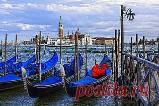 Gondolas al rojo | Flickr - Photo Sharing!