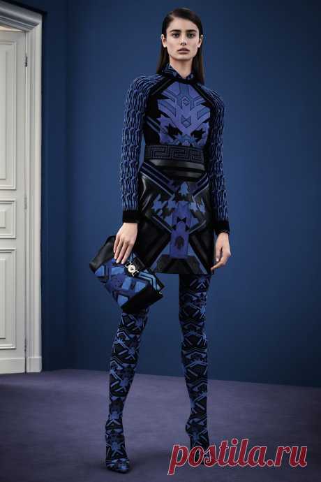 Versace Pre-Fall 2015 - Collection - Gallery - Style.com