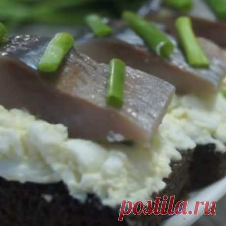 Бутерброды с селедкой. Ну, Очень вкусно!