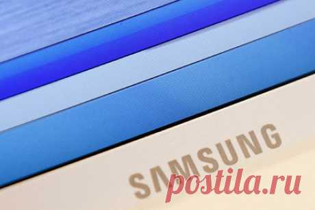 Samsung изобрела ноутбук-оригами. В ближайшие годы Samsung может выйти на рынок компьютеров с ноутбуком, который имеет сложную складную конструкцию. Журналисты медиа обнаружили в сети патент корейской корпорации на портативный компьютер, который авторы назвали ноутбуком-оригами. Подобно фигурке из бумаги девайс имеет особую конструкцию.