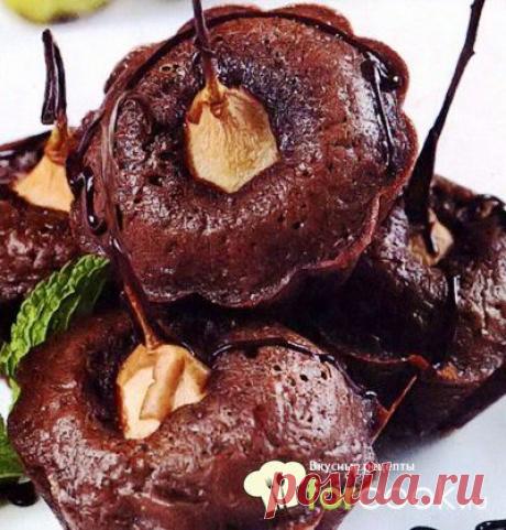 Шоколадные кексы с грушами