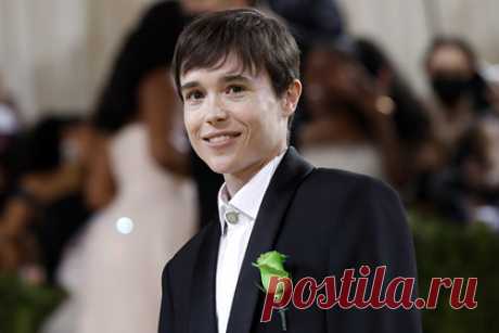 Эллиот Пейдж выпустит мемуары и расскажет о своем трансгендерном переходе. Актер Эллиот Пейдж, в 2020 году совершивший каминг-аут как трансгендерный мужчина, выпустит собственные мемуары. 34-летний артист опубликует книгу «Пейджбой» в 2023 году. В ней он расскажет о своем трансгендерном переходе, отношениях с телом, психическом здоровье, сексе, отношениях.