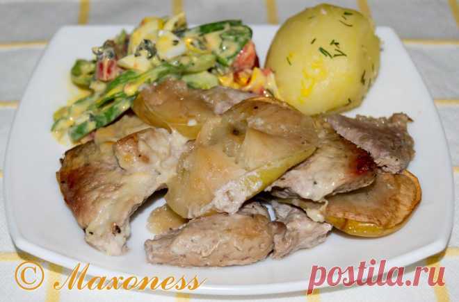 Проверенные рецепты: Мясо, запеченное с яблоками.