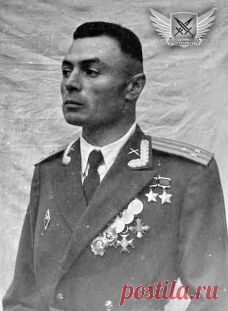 Василий Петров – единственный в мире офицер, воевавший без обеих рук