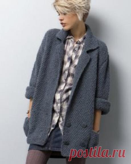 Вязаный жакет с английским воротником