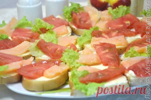 👌 Суперские бутерброды к новогоднему столу - вкусно, быстро и красиво, рецепты с фото Бутерброды всегда были, есть и будут неизменным атрибутом праздничного стола! Их можно готовить, используя самые разнообразные сочетания, и быть уверенным, что они разойдутся в пер...