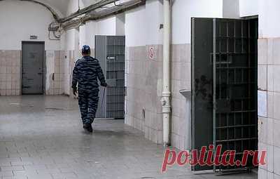 Двоих военных РФ обвинили в том, что не предотвратили нападение ВСУ на территорию России. По данным газеты "Коммерсантъ", один из офицеров своими действиями не предотвратил нападение ВСУ на территорию РФ в Белгородской области весной 2022 года, сопровождавшееся массовой гибелью и ранениями военнослужащих, а также уничтожением и повреждением боевой техники