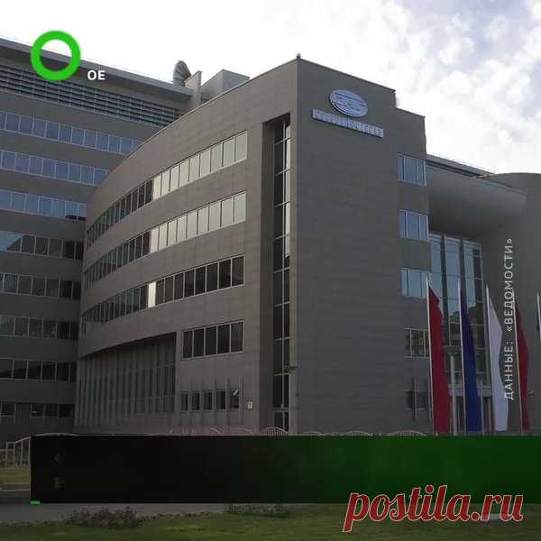 «Сургутнефтегаз» за несколько лет стал самой богатой компанией России. Но никто не знает, кому на самом деле она принадлежит.