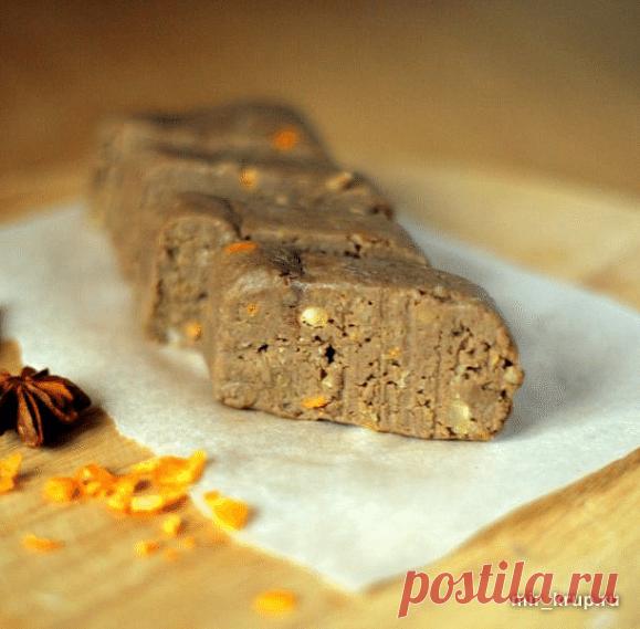 Нутовая шоколадная колбаска