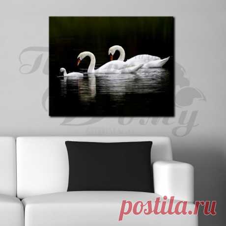 Модульные картины помогут Вам по-новому оформить интерьер. С помощью разделения на несколько модулей картина предаст интерьеру индивидуальность и объем. Картина с насыщенными цветами и лакированным покрытием произведет неповторимое впечатление на Ваших посетителей.