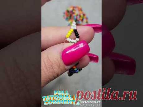 Butterfly, Bee and Daisy Chain Bracelet #seedbeads #seedbeadbracelet #beadedbracelet