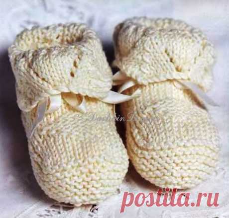 Блестящие пинетки с ажурными манжетами