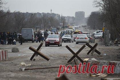 Бойцов соратника Кадырова заподозрили в нападении на блокпост в Мелитополе. Военный корреспондент Юрий Котенок заподозрил бойцов чеченского батальона «Восток-Ахмат» в нападении на военных на блокпосту в Мелитополе. Видеоролик с предполагаемым инцидентом он опубликовал в своем Telegram-канале. Военкор указал, что ролик был снят в зоне спецоперации.