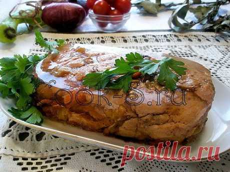 Курица в желе .