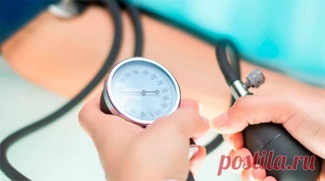 Вот какие ПРОДУКТЫ ПОВЫШАЮТ ДАВЛЕНИЕ Что категорически НЕЛЬЗЯ ПРИ ГИПЕРТОНИИ | Полезные Советы | Яндекс Дзен