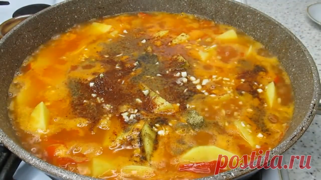 Ужин без возни, один из вкуснейших. Сложил всё в сковороду и забыл. Записан в тетради- 