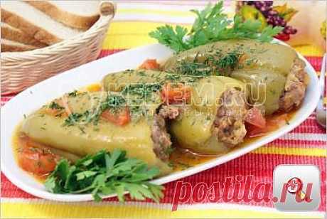 Фаршированные перцы с томатами.