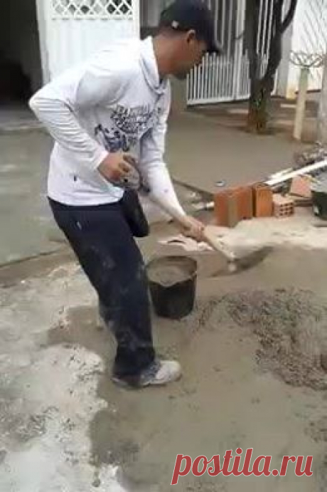 (2) Facebook