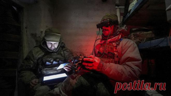 ВСУ нарастили удары по монастырю в ДНР при помощи беспилотников. Вооруженные силы Украины (ВСУ) нарастили удары по Свято-Успенскому Николо-Васильевскому монастырю в селе Никольском на юге ДНР. Об этом сообщает ТАСС со ссылкой на оперативные службы республики. "Последние недели по монастырю в ...