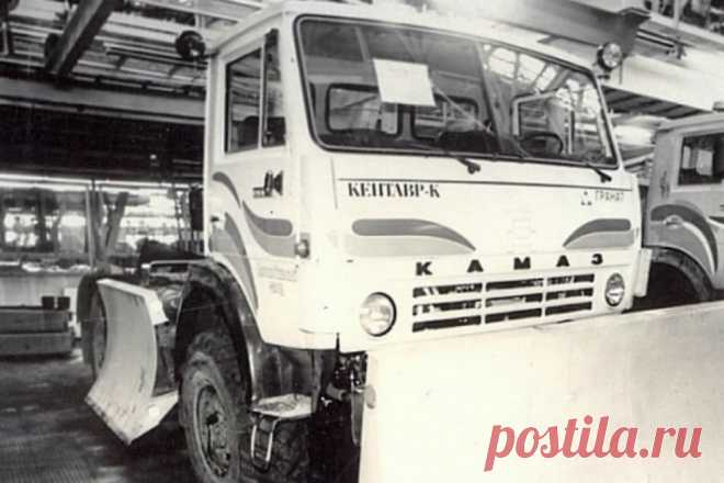 Появилось фото редкого грузовика-трактора 