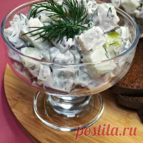 Салат с необычным сочетанием продуктов