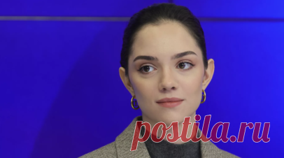 Медведева рассказала, что может летать экономклассом. Двукратная чемпионка мира по фигурному катанию Евгения Медведева рассказала об одном случае в самолёте. Читать далее