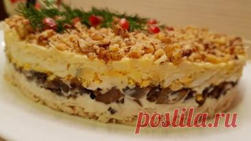 Три праздничных салата, которые стоит приготовить на Новогодний стол | Юлия Ламбоцкая | Дзен