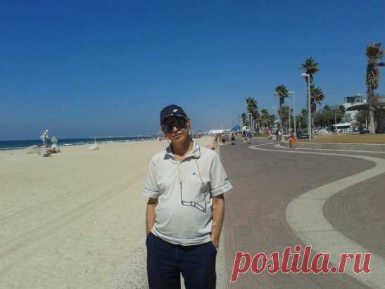 Моя песня на стихи ушедшего недавно Андрея ДЕМЕНТЬЕВА. 
В память о Жене..........