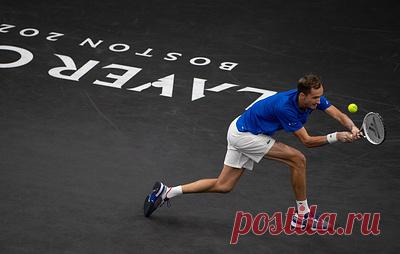 Даниил Медведев увеличил преимущество сборной Европы в Кубке Лейвера. Российский теннисист в двух сетах победил Дениса Шаповалова из Канады В финальном матче ATP Cup российская сборная сыграет с бельгийцами. Кубок Лейвера Финал.