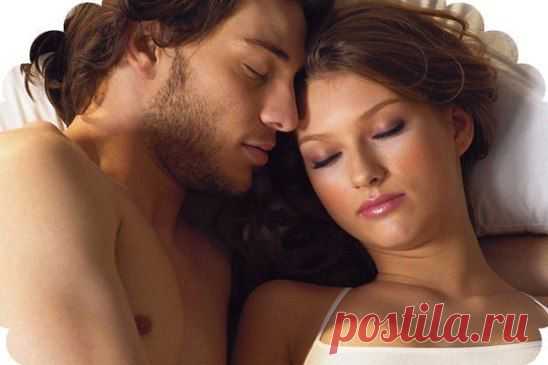 Ведь чтобы человека поддержать, не дать пропасть в отчаянии и боли, 
Достаточно порою — лишь обнять и прошептать: «Я рядом! Я с тобою!»