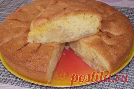 Шарлотка с яблоками и бананами | CityWomanCafe.com