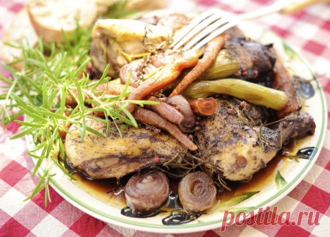 Петух, тушеный в вине / Простые рецепты